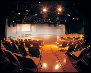 166020_464616653631326_196057389_n